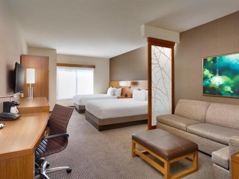 Hyatt Place Lansing-East מראה חיצוני תמונה