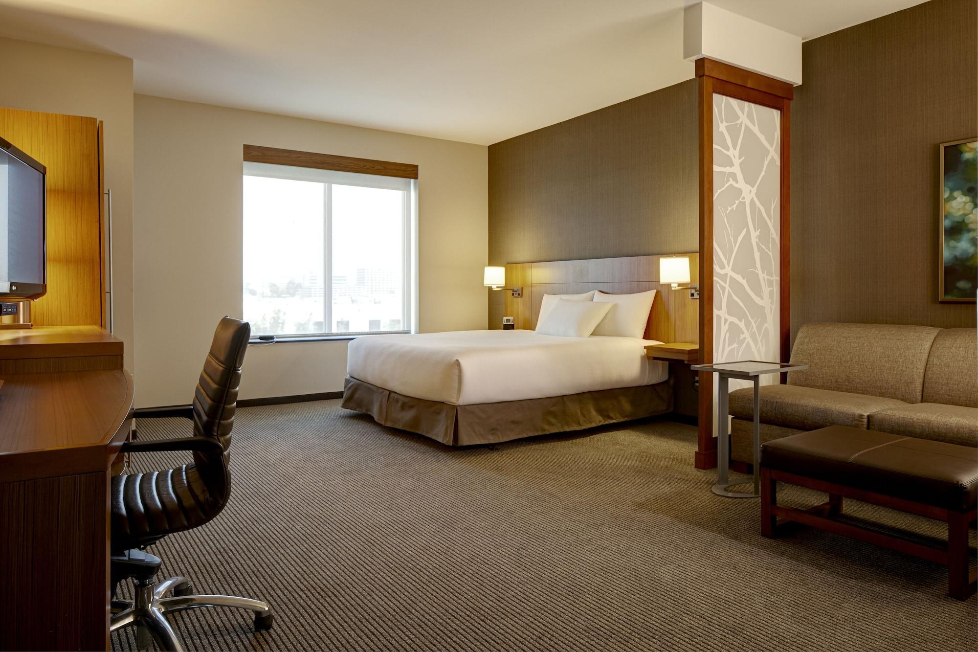 Hyatt Place Lansing-East מראה חיצוני תמונה